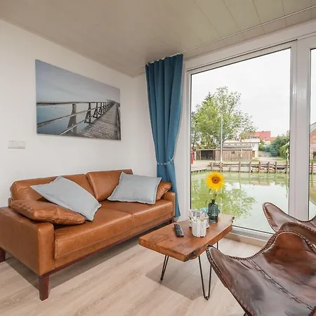 Apartamento Hafenresort Karnin - Hausboot Pit Karnin (Usedom)