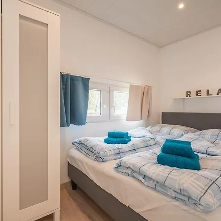Apartamento Hafenresort Karnin - Hausboot Pit
